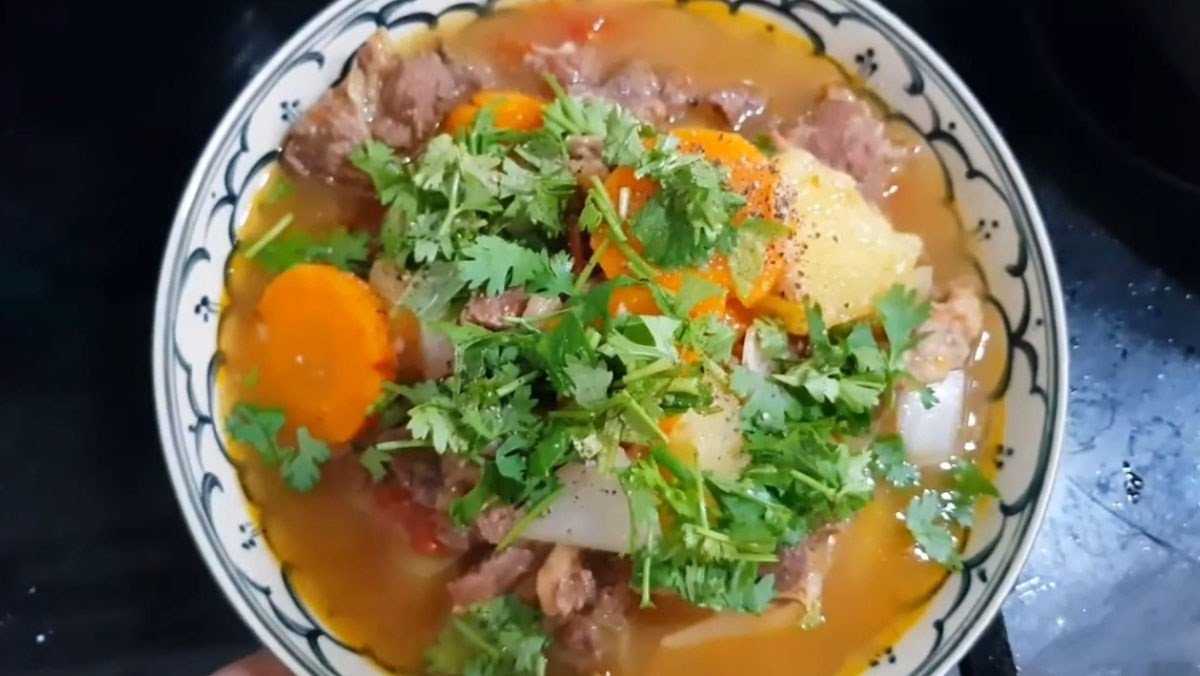 Món bò sốt vang không cần rượu thơm ngon hấp dẫn