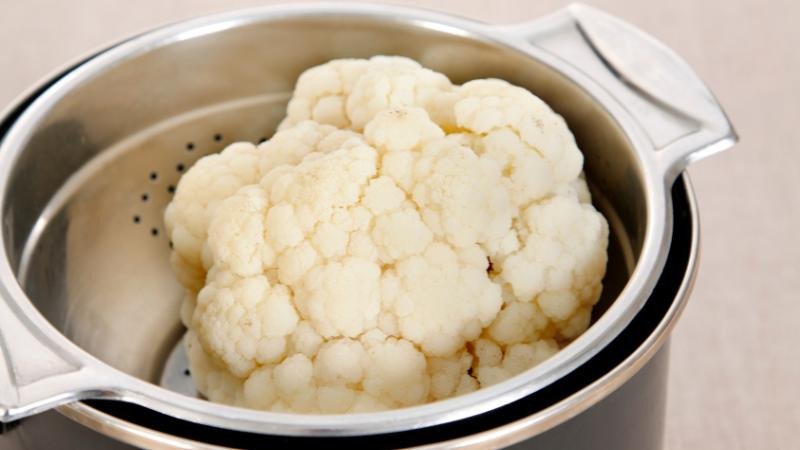 Món bông cải trắng hấp đơn giản, ít calo, gợi ý cho thực đơn giảm cân hiệu quả