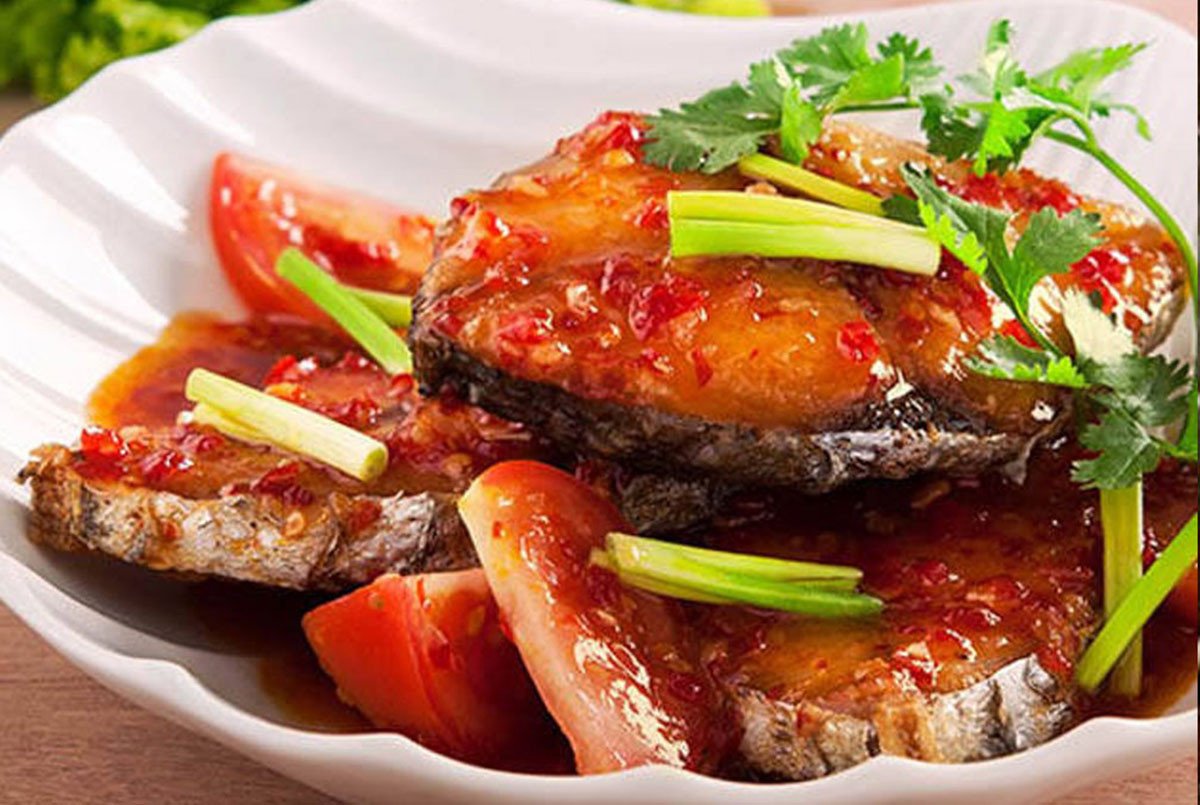 Món cá thu khô sốt cà chua thơm ngon, đưa cơm