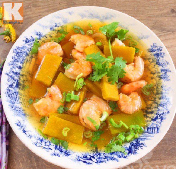 Món canh bí đỏ nấu tôm thơm lừng, hấp dẫn, cách nấu canh bí đỏ đơn giản