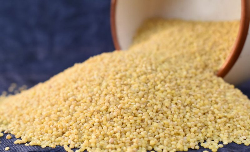 Món cháo hạt kê nếp giàu calo và tốt cho sức khỏe