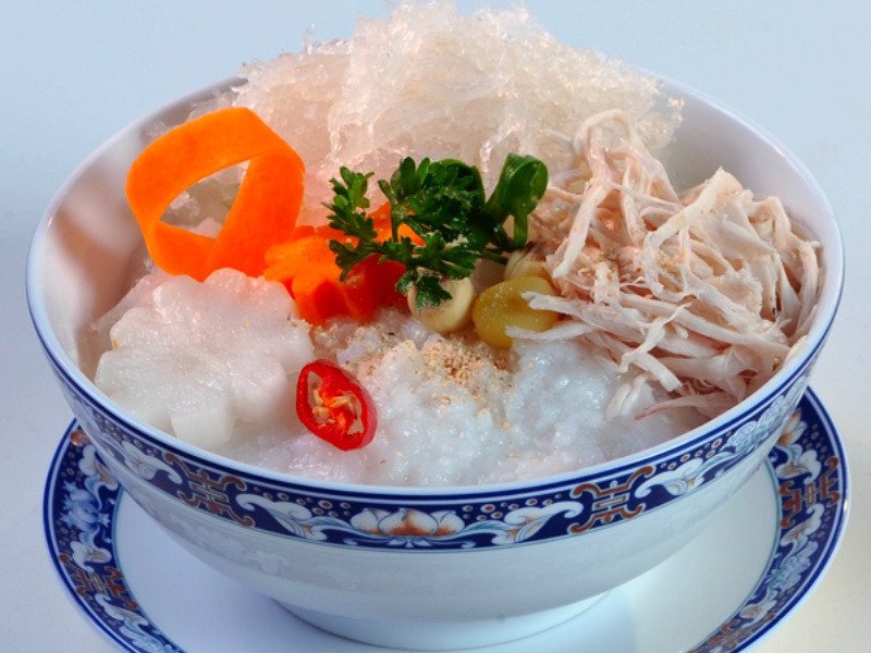 Món cháo tổ yến thịt gà