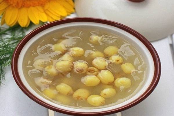 Món chè nha đam hạt sen thanh đạm, giải nhiệt hiệu quả