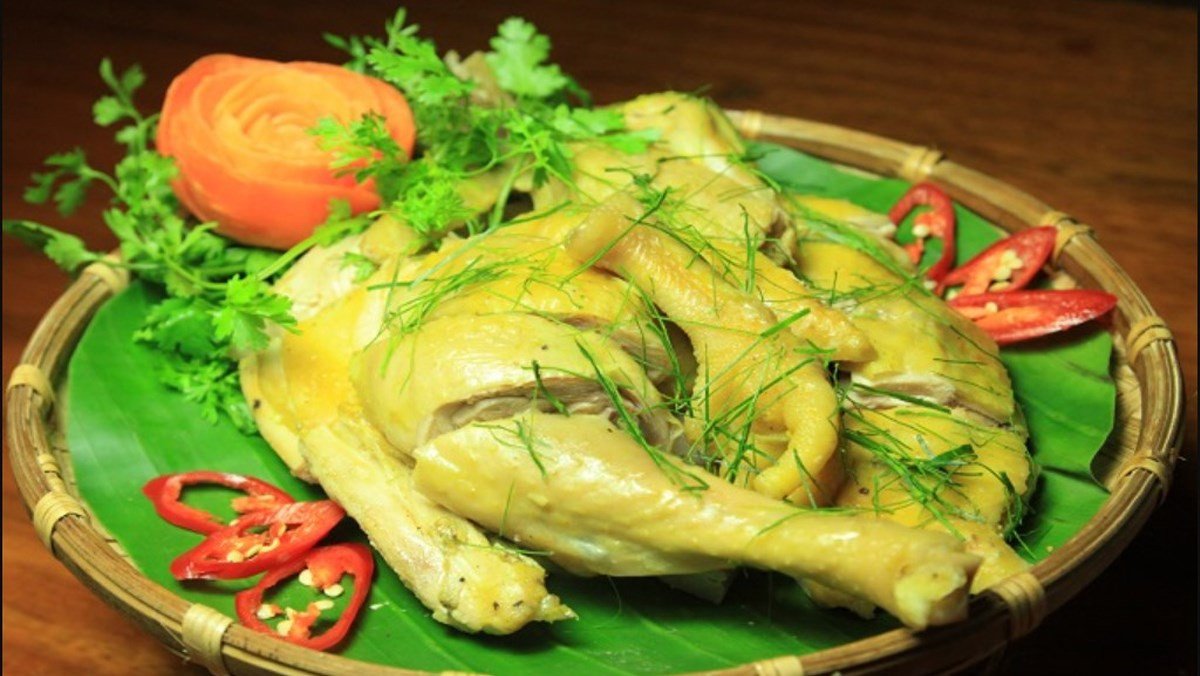 Món gà hấp rượu thơm lừng hấp dẫn