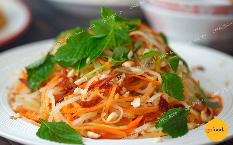 Món gỏi đu đủ khô bò sợi hấp dẫn