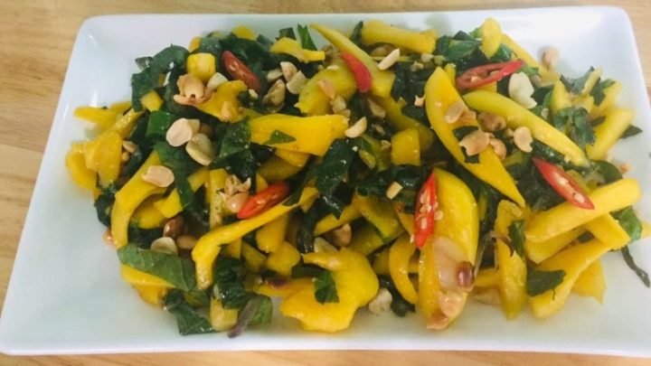 Món mít non xào lá lốt đậm đà, hấp dẫn, chuẩn vị truyền thống.