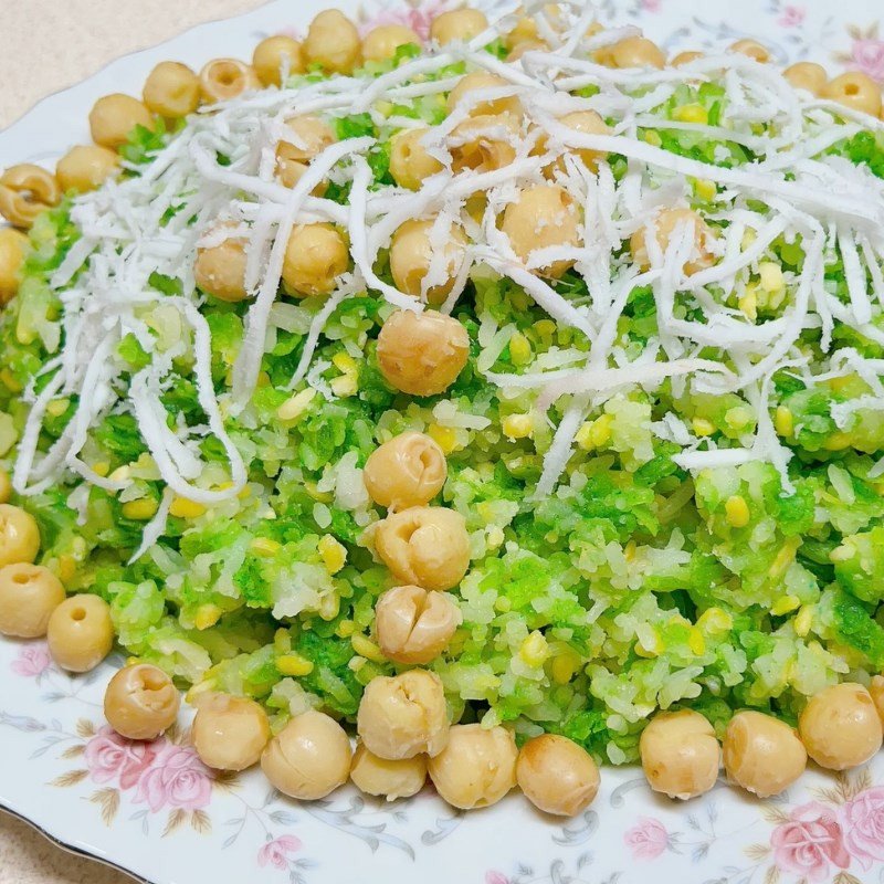 Món xôi cốm khô bằng nồi cơm điện đã hoàn thành, sẵn sàng thưởng thức