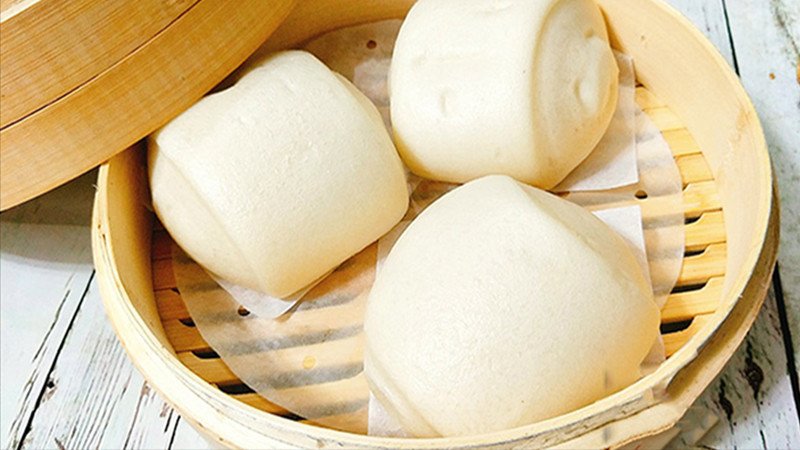 Một chiếc bánh bao chay với lượng calo thấp là lựa chọn tốt cho những ai đang tìm hiểu bánh bao ngũ cốc bao nhiêu calo và muốn giảm cân.