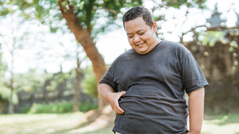 Một khẩu phần sốt bơ nhỏ dùng kèm món ăn, nhấn mạnh tầm quan trọng của việc kiểm soát lượng calo.