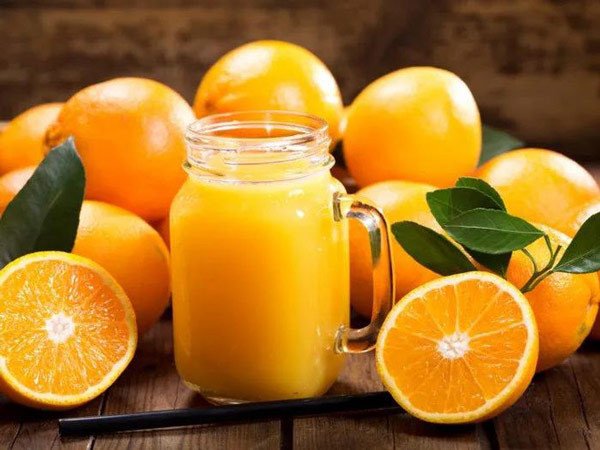 1 Ly Cam Ép Bao Nhiêu Calo? Phân Tích Dinh Dưỡng Chi Tiết Một ly cam ép tươi ngon