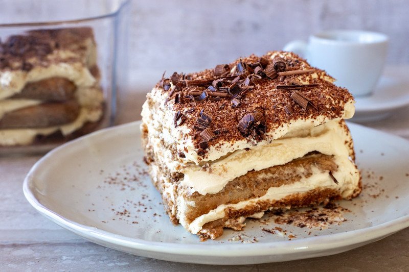 Một miếng bánh Tiramisu chứa bao nhiêu calo là câu hỏi được nhiều người quan tâm