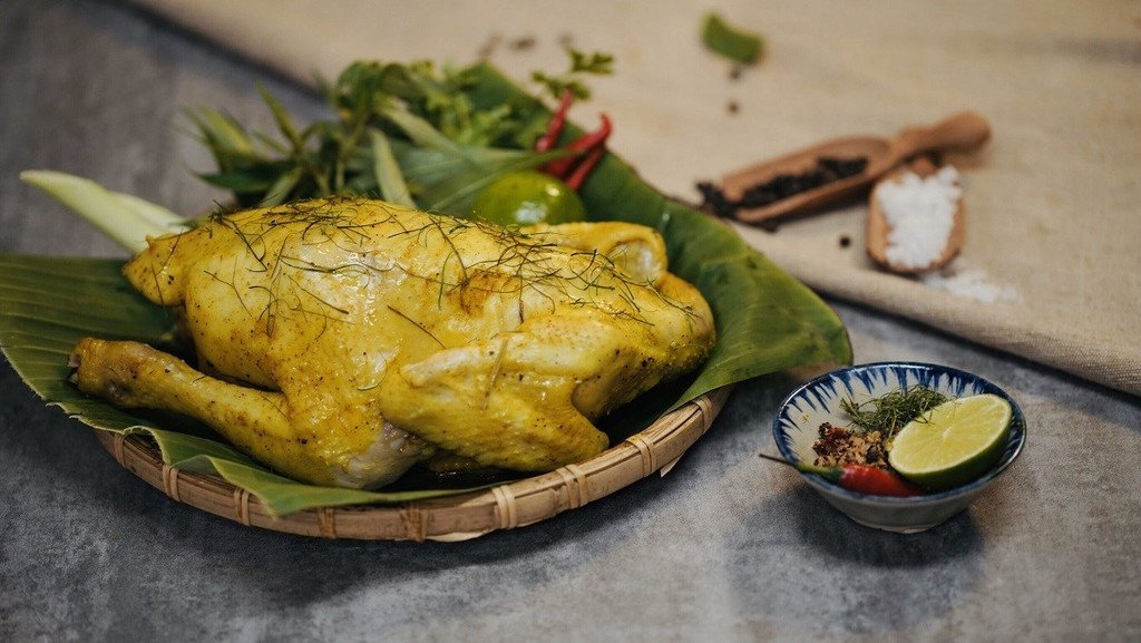 Muối chấm thịt gà kiểu Thái với thính gạo thơm lừng