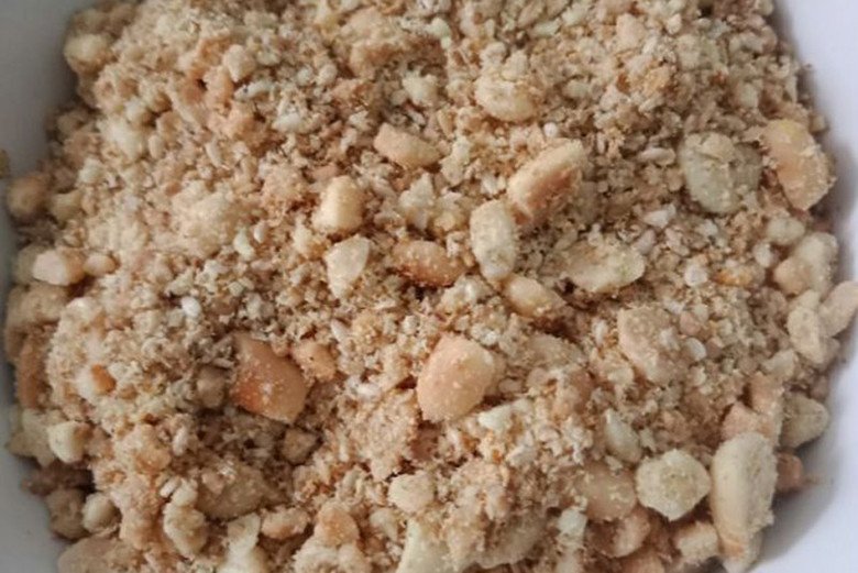 Muối mè đậu phộng ăn kèm cơm nếp đậu xanh