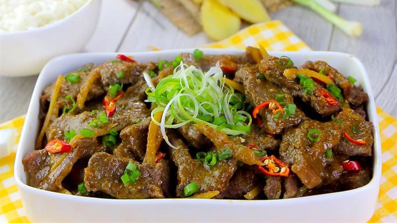 Nạm bò kho gừng cay ấm
