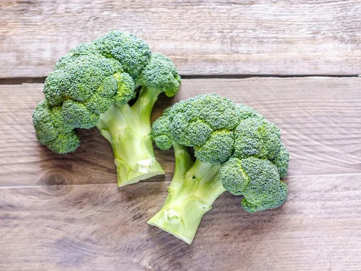 Nấu ăn với bông cải xanh