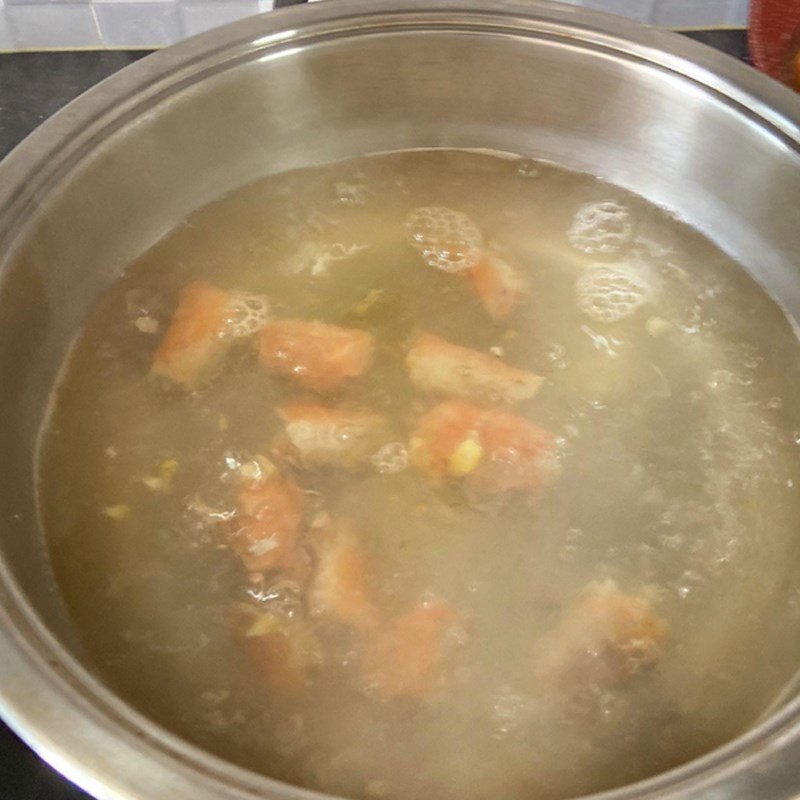Nấu canh rong biển đậu hũ non với tôm