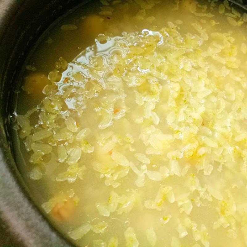 Nấu chè hạt sen cốm dẻo