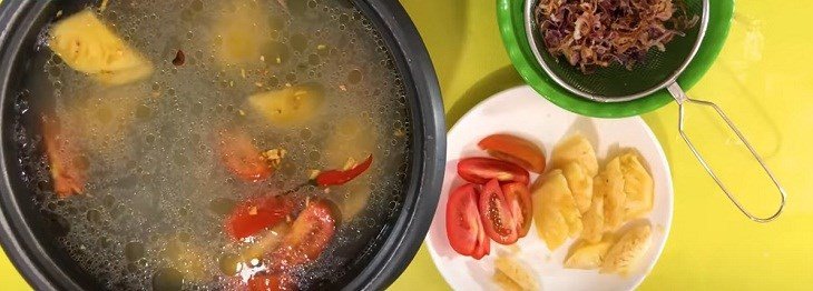 Nấu nước lẩu