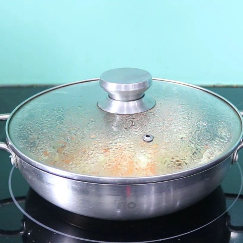 Nêm nếm gia vị cho món su hào xào thêm đậm đà