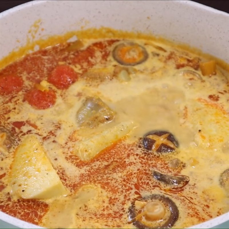 Nêm nếm và hoàn thành món cà ri heo