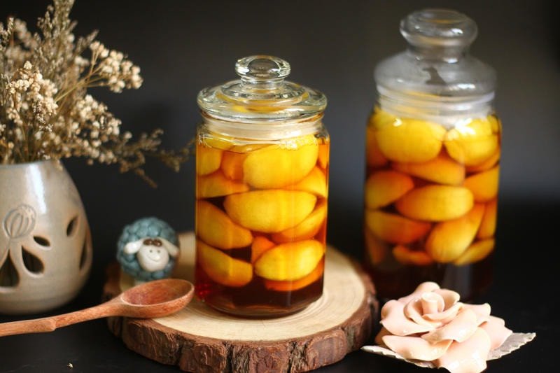 Ngâm đào tại nhà với công thức đơn giản