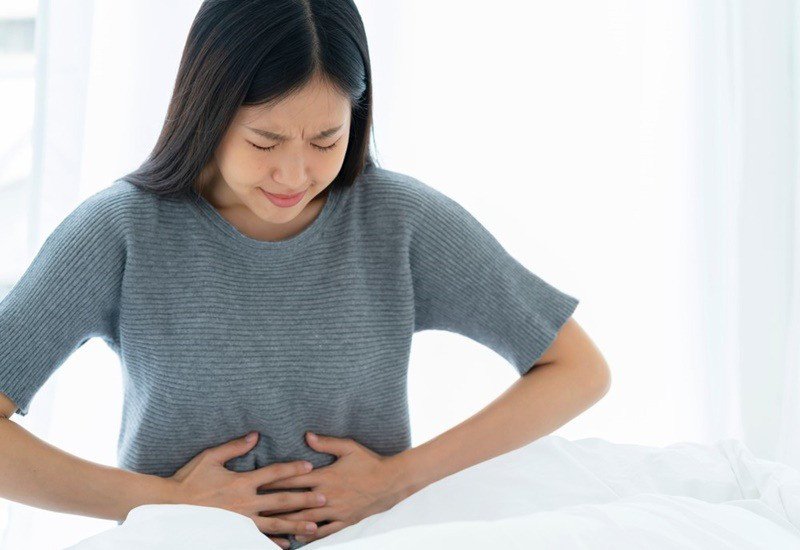 Người bị đau dạ dày do ăn nhiều đồ cay