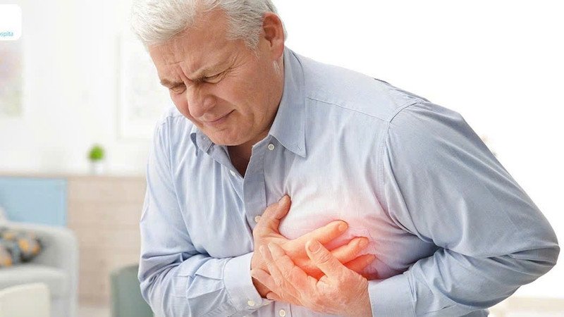 Người đang có nguy cơ bệnh tim mạch nên cân nhắc khi ăn bún gà