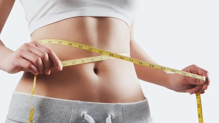 Người phụ nữ nhảy dây giúp đốt cháy calo và giảm mỡ thừa hiệu quả