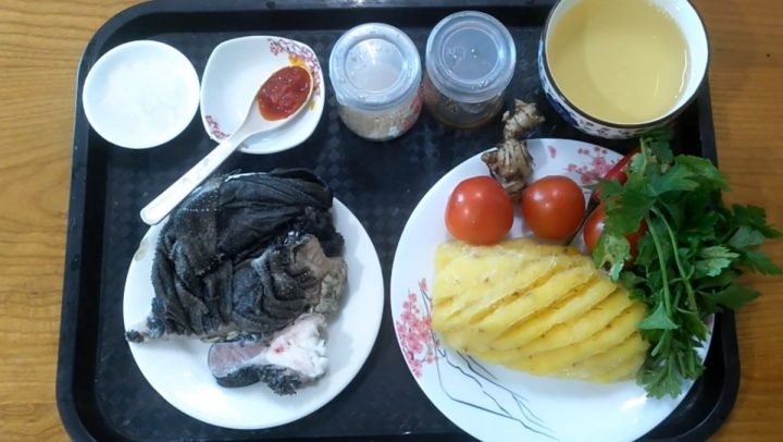 Nguyên liệu chính cho món cách xào sách bò với dứa