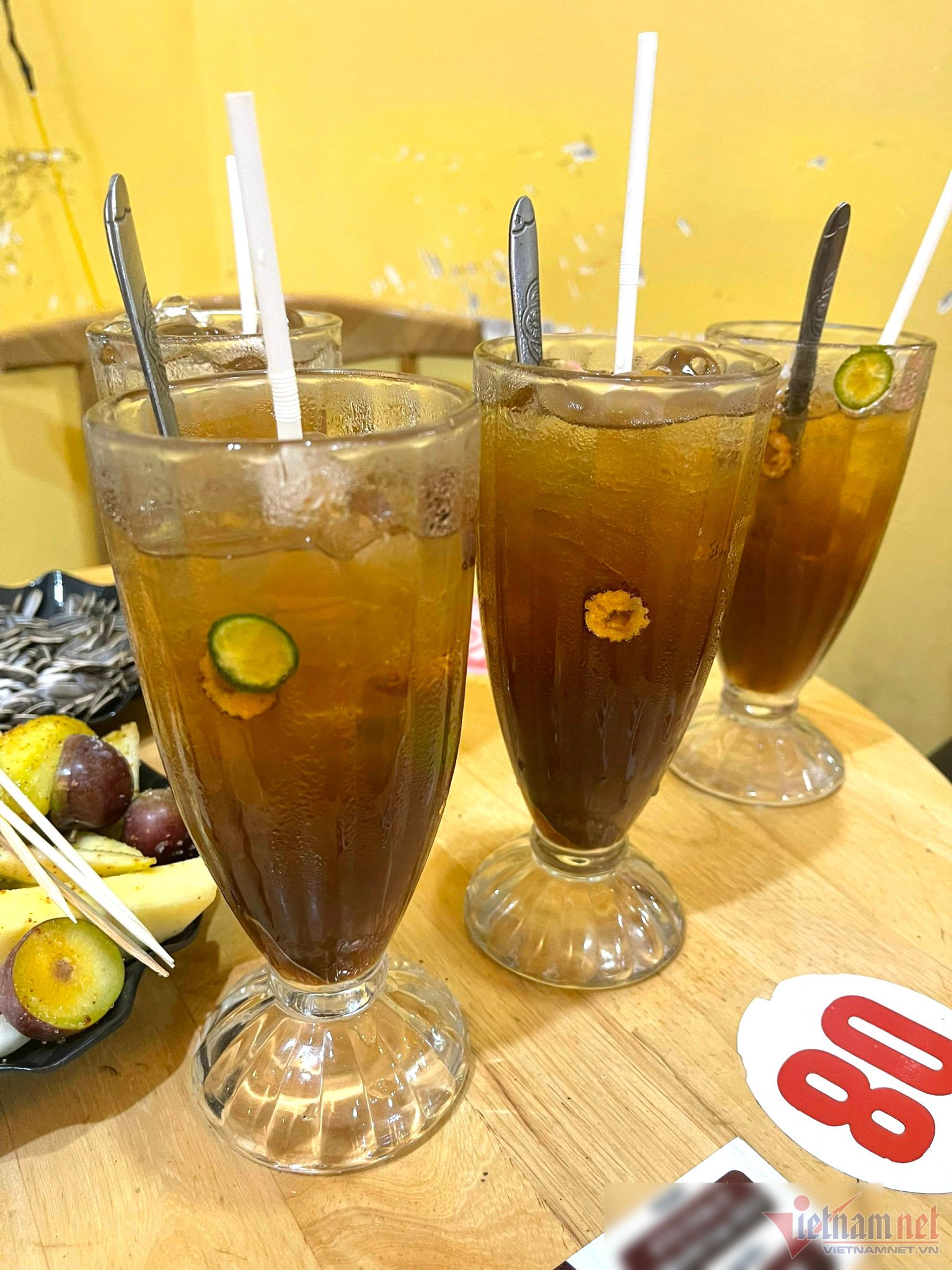 Nguyên liệu chính chuẩn bị cho cách nấu trà cúc Hải Phòng truyền thống