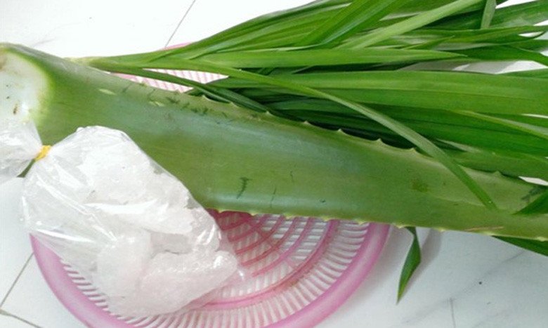 Nguyên liệu chính chuẩn bị cho món chè nha đam đường phèn thơm ngon