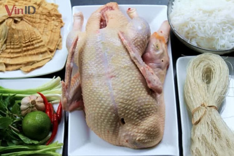 Nguyên liệu chính làm bún măng gà