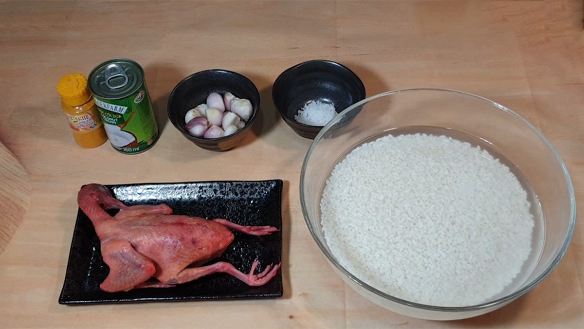 Nguyên liệu chính làm xôi chim bồ câu