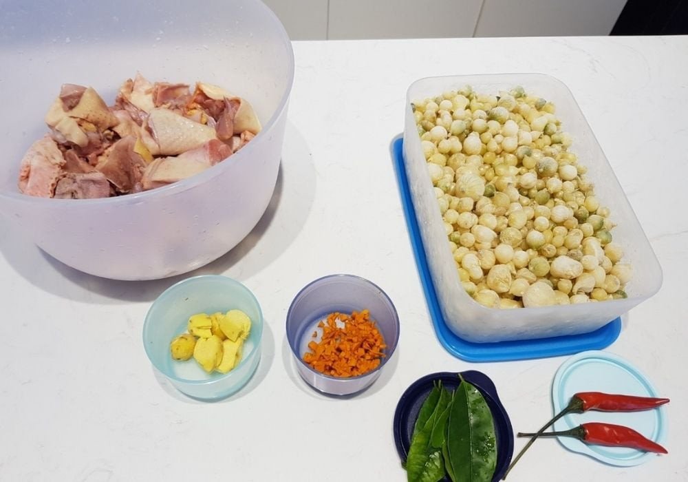 Cách Nấu Xáo Gà Miền Bắc Ngon Chuẩn Vị Gia Đình Nguyên liệu chuẩn bị làm món xáo gà miền bắc