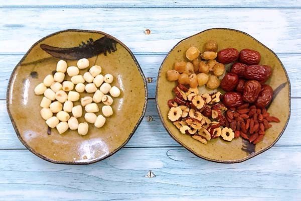 Nguyên liệu khô cho chè dưỡng nhan