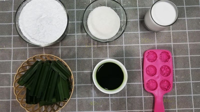 Nguyên liệu làm bánh phục linh cốt dừa tại nhà