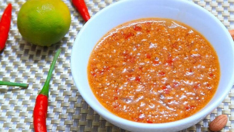 Nguyên liệu làm nước chấm bánh xèo béo bùi