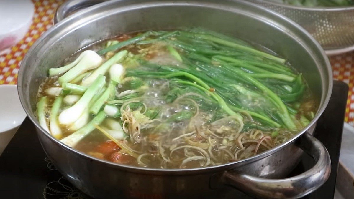 Nguyên liệu món ăn lẩu lươn bắp chuối