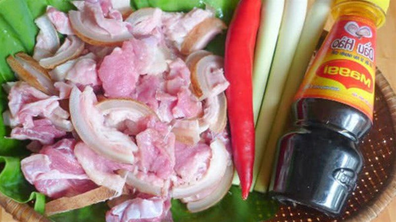 Nguyên liệu món ăn thịt dê xào sả ớt