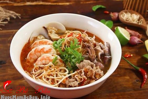 nguyên liệu nấu bún hải sản chua cay
