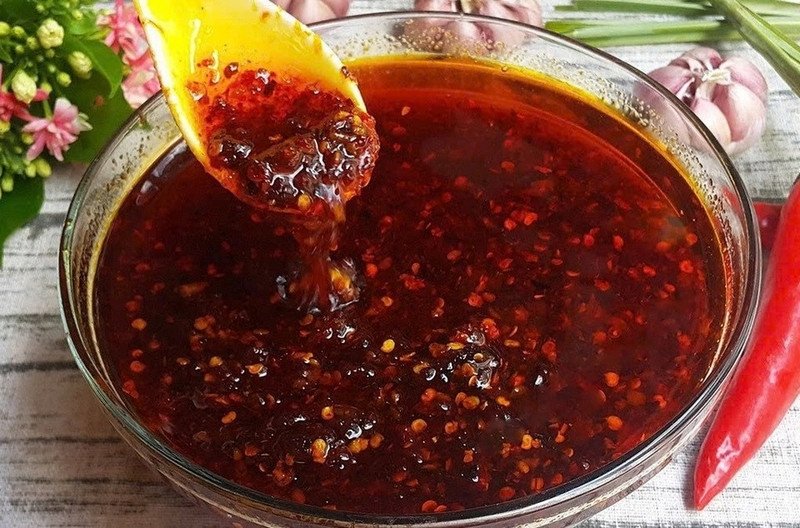 Nguyên liệu phong phú cho sốt tắc chấm bánh tráng sa tế