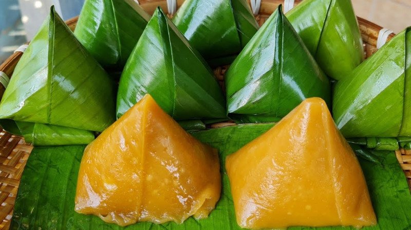 Những chiếc bánh ít nhân đậu xanh béo bùi, chuẩn vị
