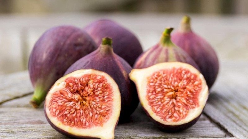 Những quả sung tươi được rửa sạch, sẵn sàng cho cách nấu nước bổ dưỡng