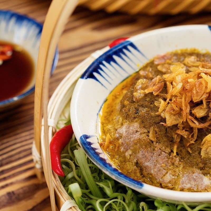Nồi lẩu riêu cua bắp bò đã sẵn sàng để thưởng thức