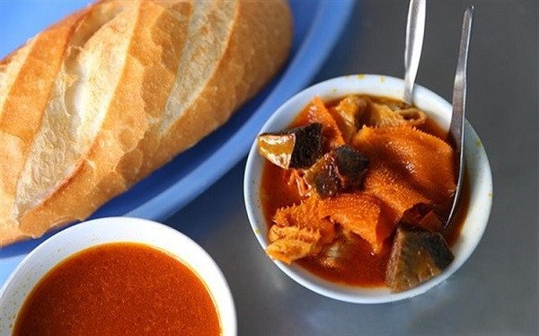 Nồi phá lấu nội tạng thơm ngon, đậm đà