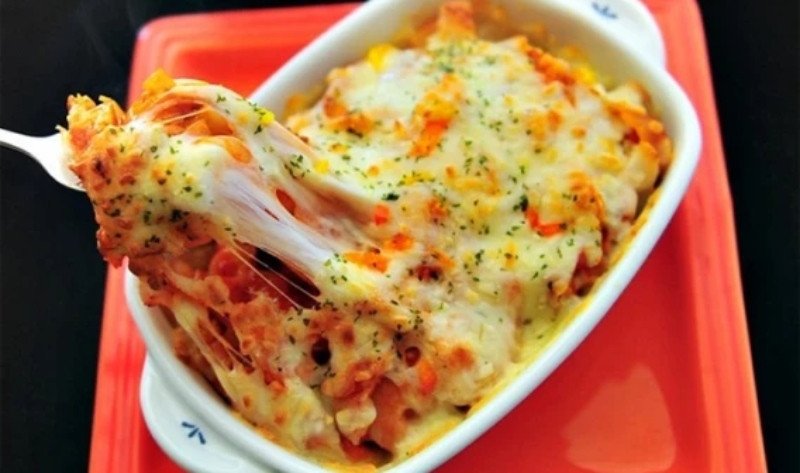 Nui hải sản đút lò phô mai
