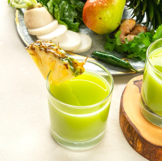 Nước ép dứa lê hạt chia, công thức hỗ trợ giảm cân giàu chất xơ