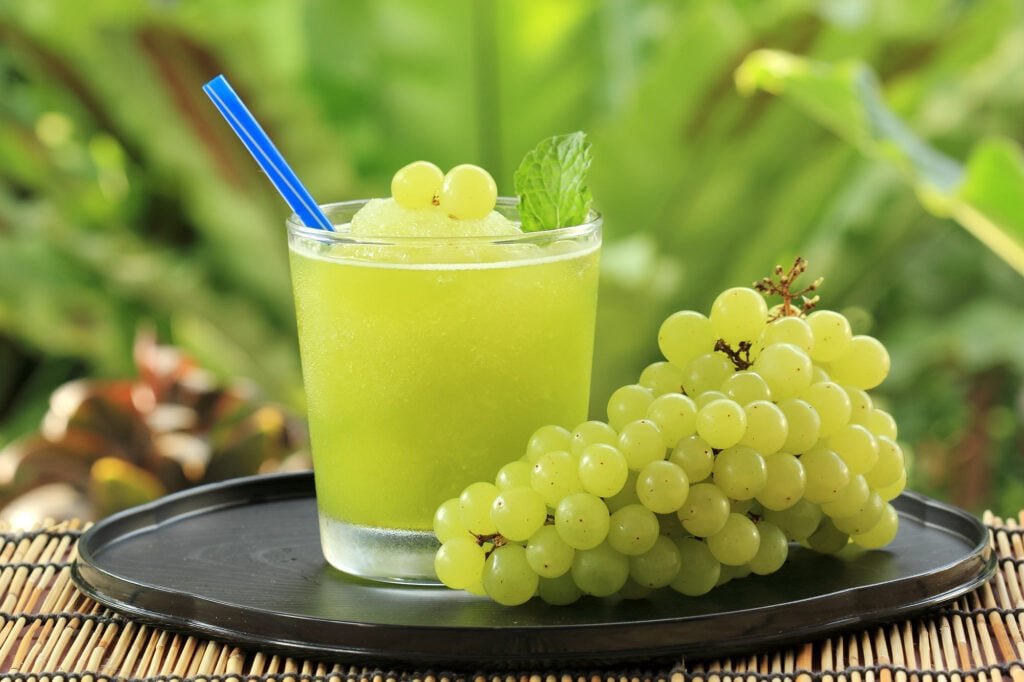 Nước ép nho đen tươi ngon