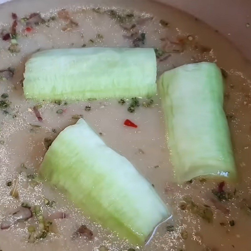 Nước lẩu mắm chay đang sôi, dậy mùi thơm hấp dẫn