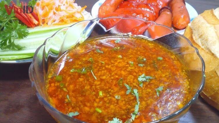 Nước sốt bánh mì chay sánh mịn, thơm ngon chuẩn vị